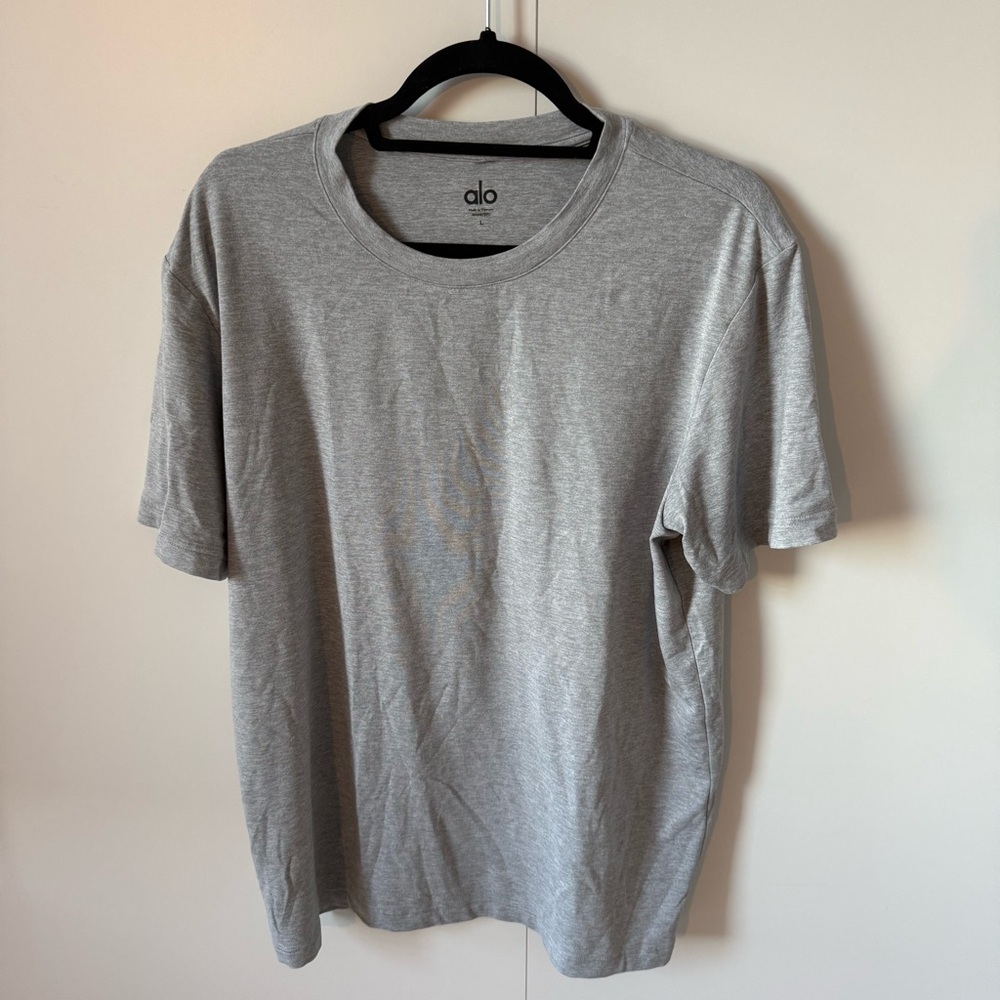 ALO Yoga Gray Short Sleeve Tee